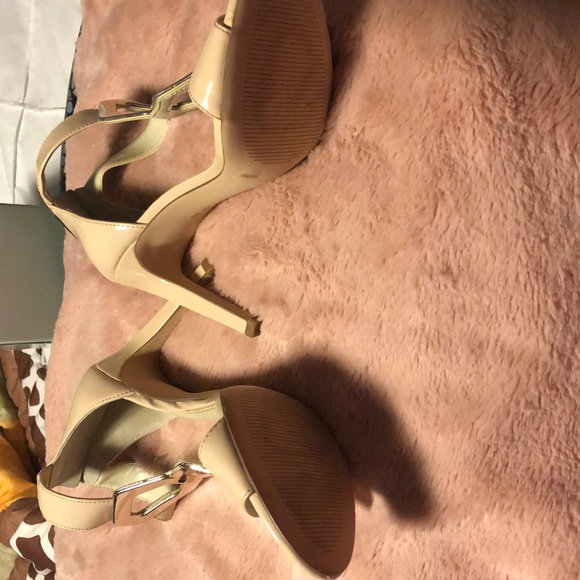 BCBGeneration shoes - Picture 2 of 2